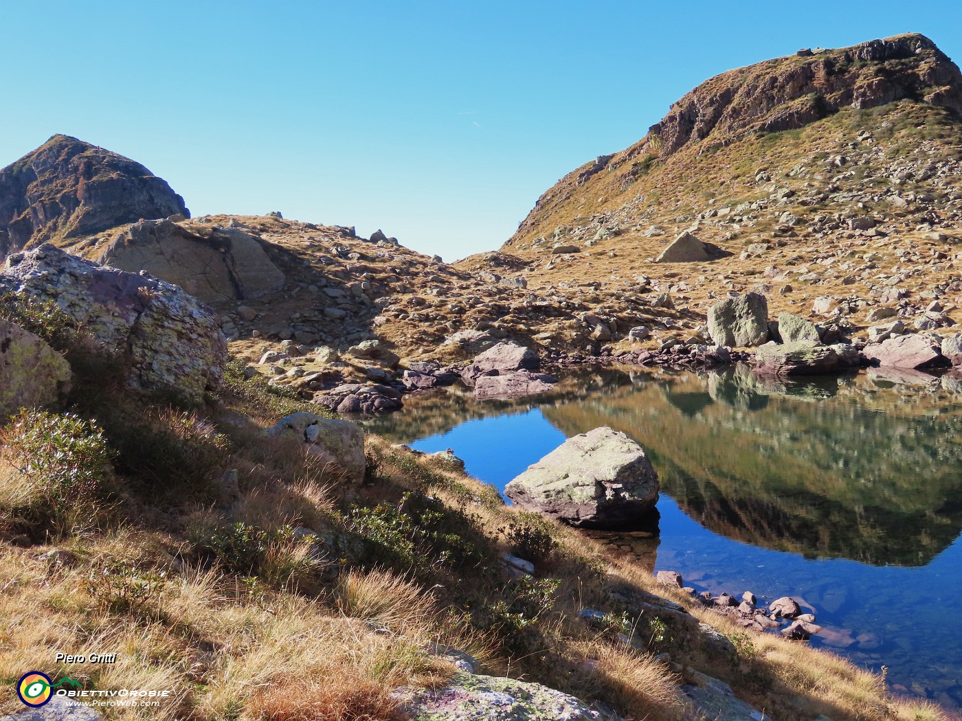 19 Caldi colori autunnali al Lago di Pietra Quadra.JPG